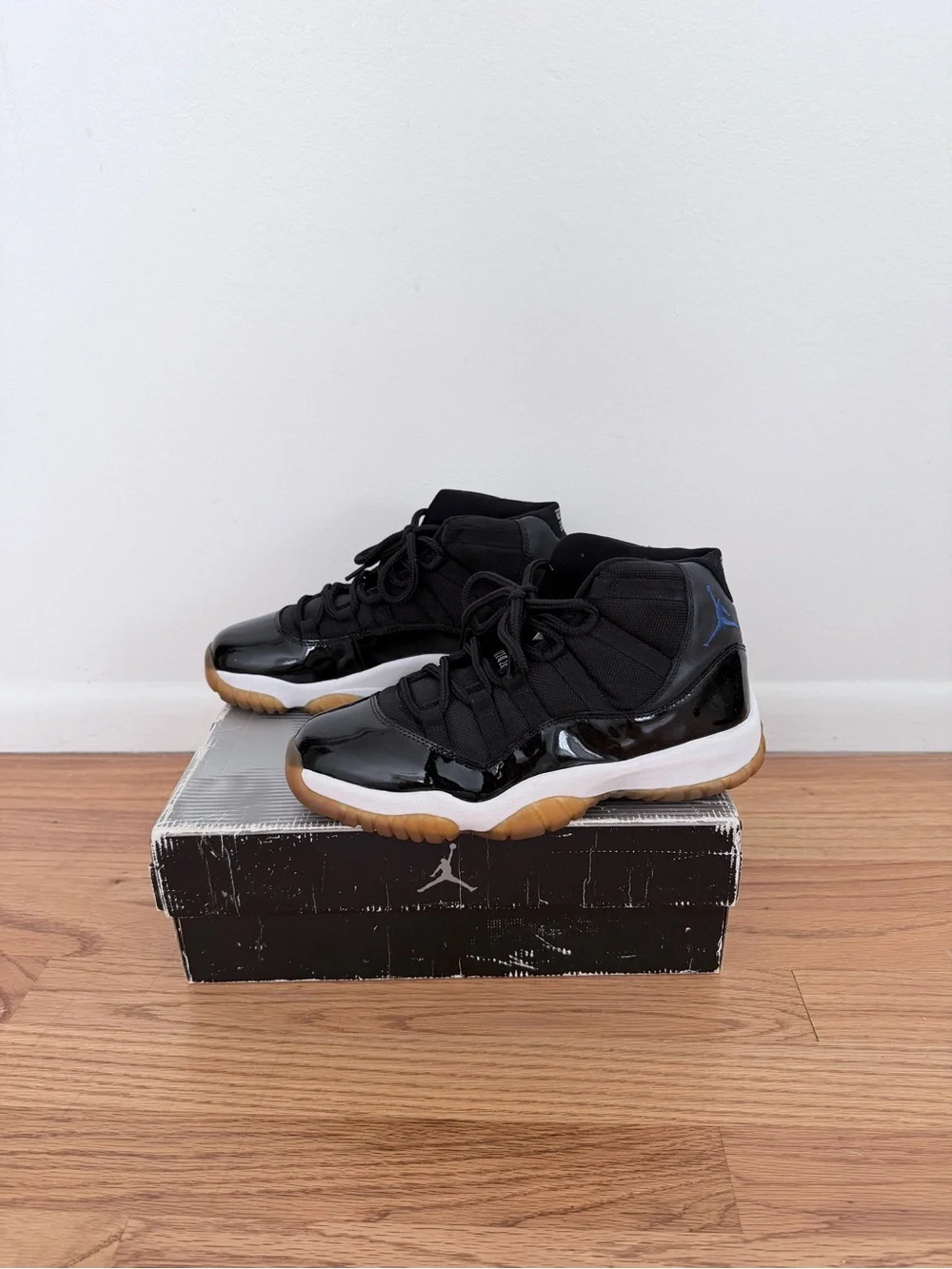 2000 Air Jordan Space Jam Sneaker Size 9 Men’s